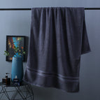 Grey / Bath towel